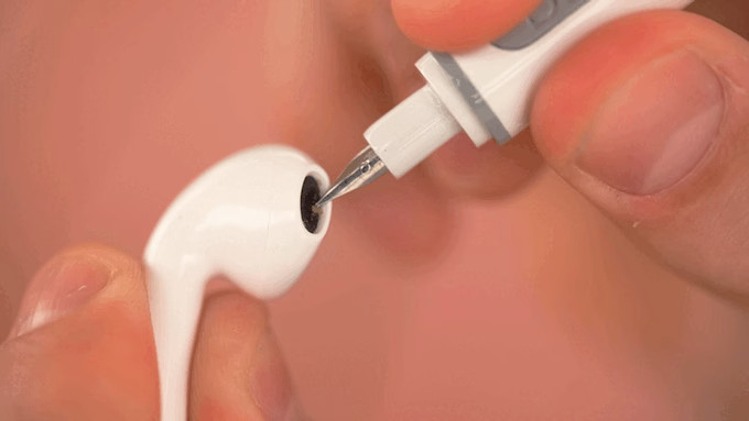 ワイヤレスイヤホンのお掃除に Buddie 音質の改善にもイヤホンのケアは必須です ガジェるニュース