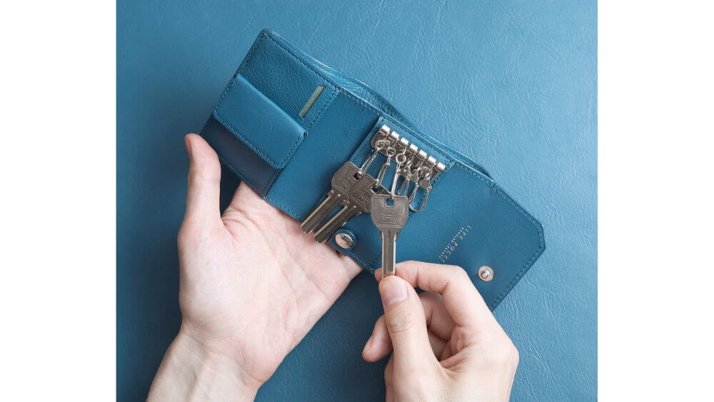 キーウォレットミニ 財布 紛失防止