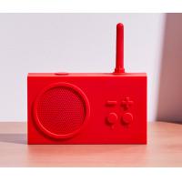 ラバー素材が新鮮!北欧デザインの防水FMラジオ&スピーカー